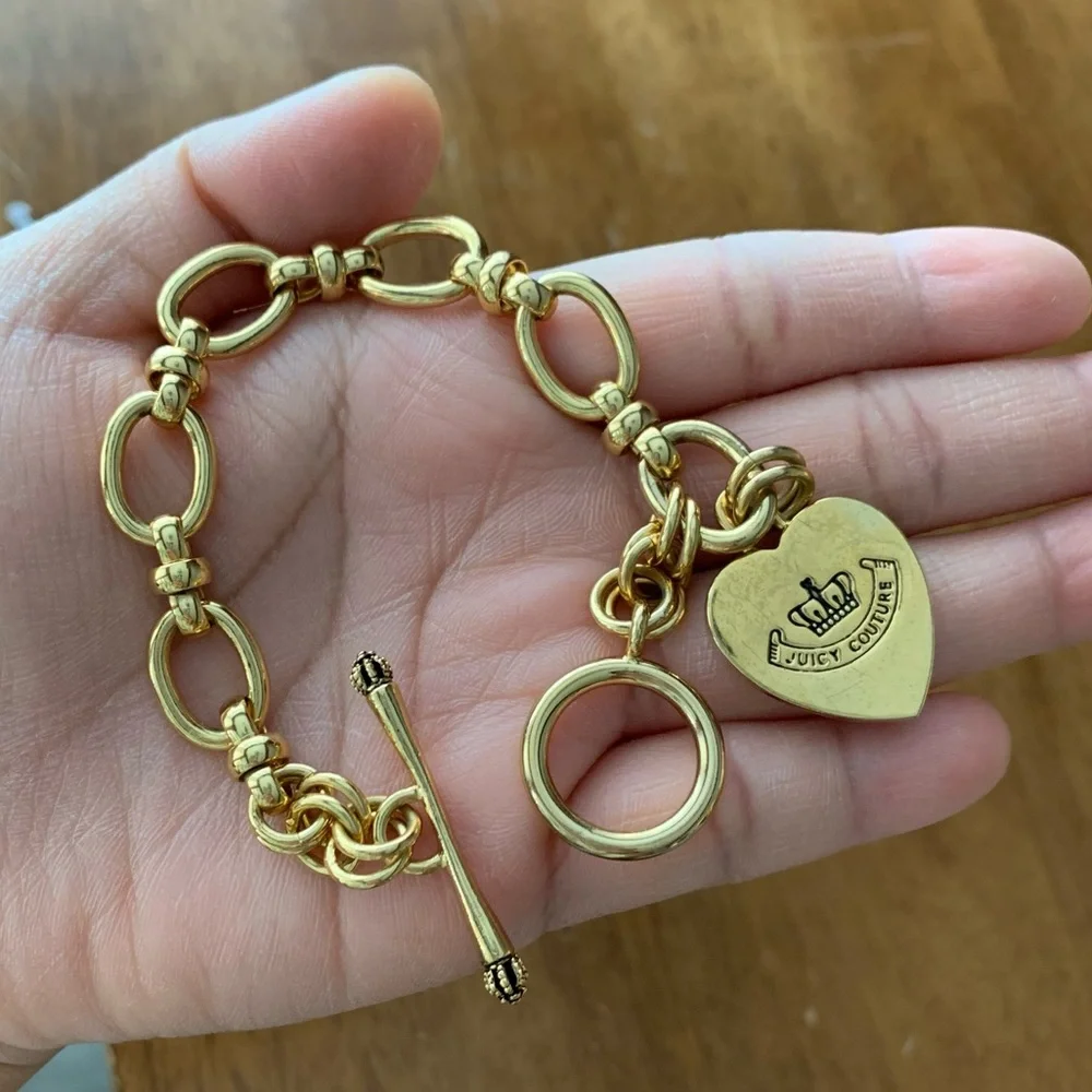Gold Juicy Couture Bracelet Heart Logo Heart Tag Toggle Clasp Jewelry 7.5” EUC - Picture 8 of 10
